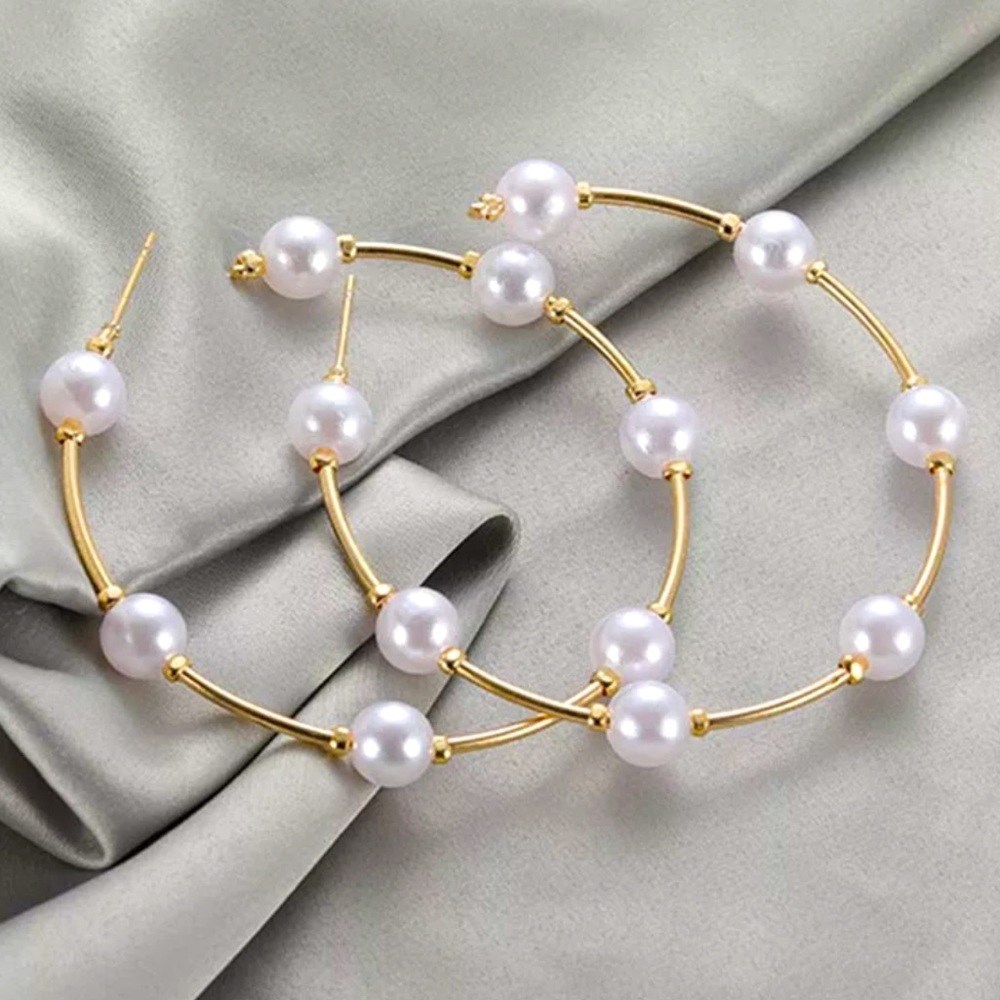 🐚 Pearlized Gold Colored Hoop Trendy Earrings 🐚 - Picture 3 of 5